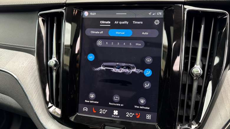 Volvo XC60 2.0 T8 [455] PHEV Ultra Dark 5dr AWD Geartronic Estate